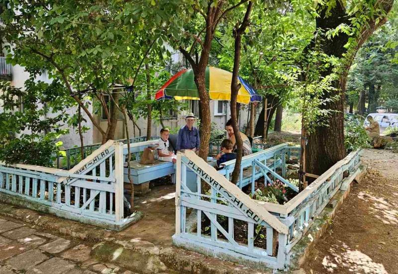 Plavi vrt u Mostaru krije priče ponosnog mornara i djeda Nikole